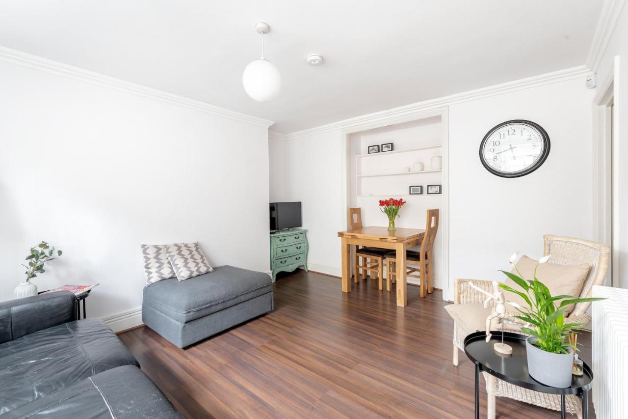 Ainslie'S Apartment Belvedere Бат Екстер'єр фото