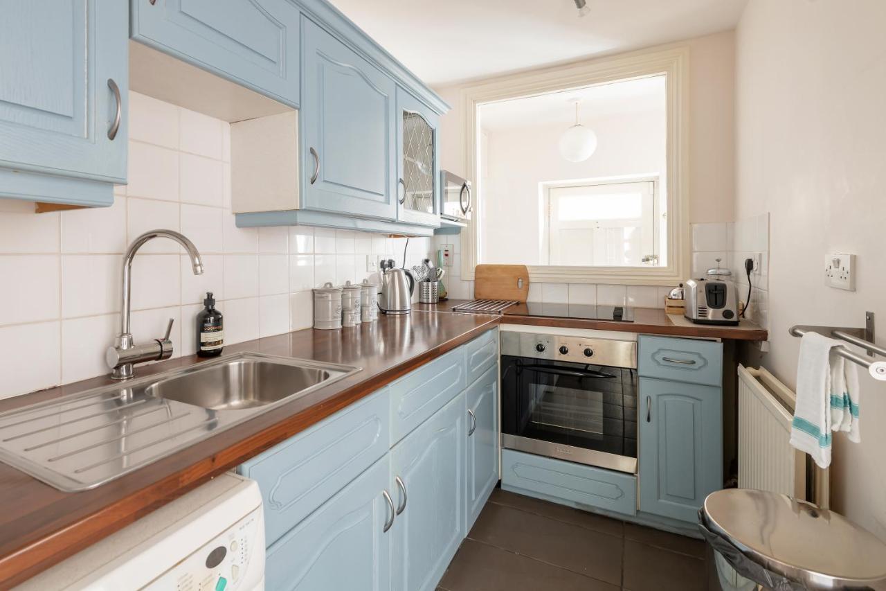 Ainslie'S Apartment Belvedere Бат Екстер'єр фото